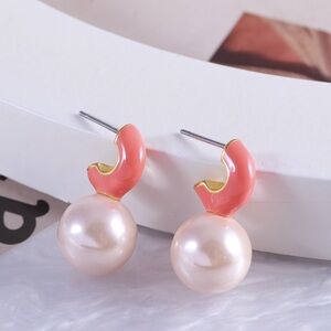 Kate Spade Enamel Drop C-Shaped Pink Pearl Earrings